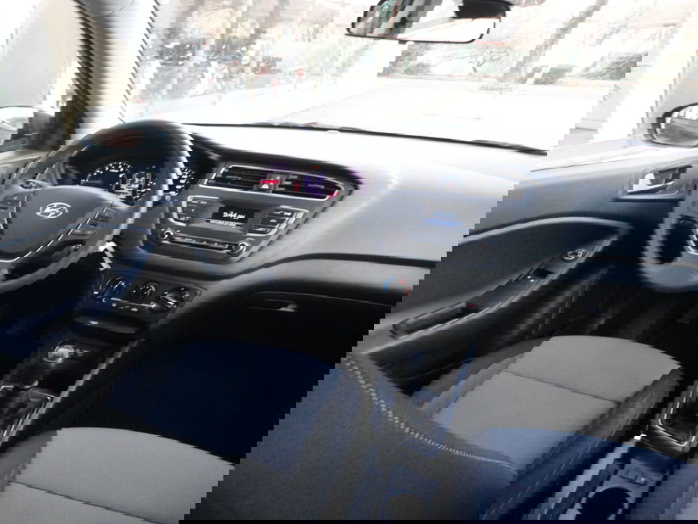 Hyundai i20 usata a Vercelli (11)