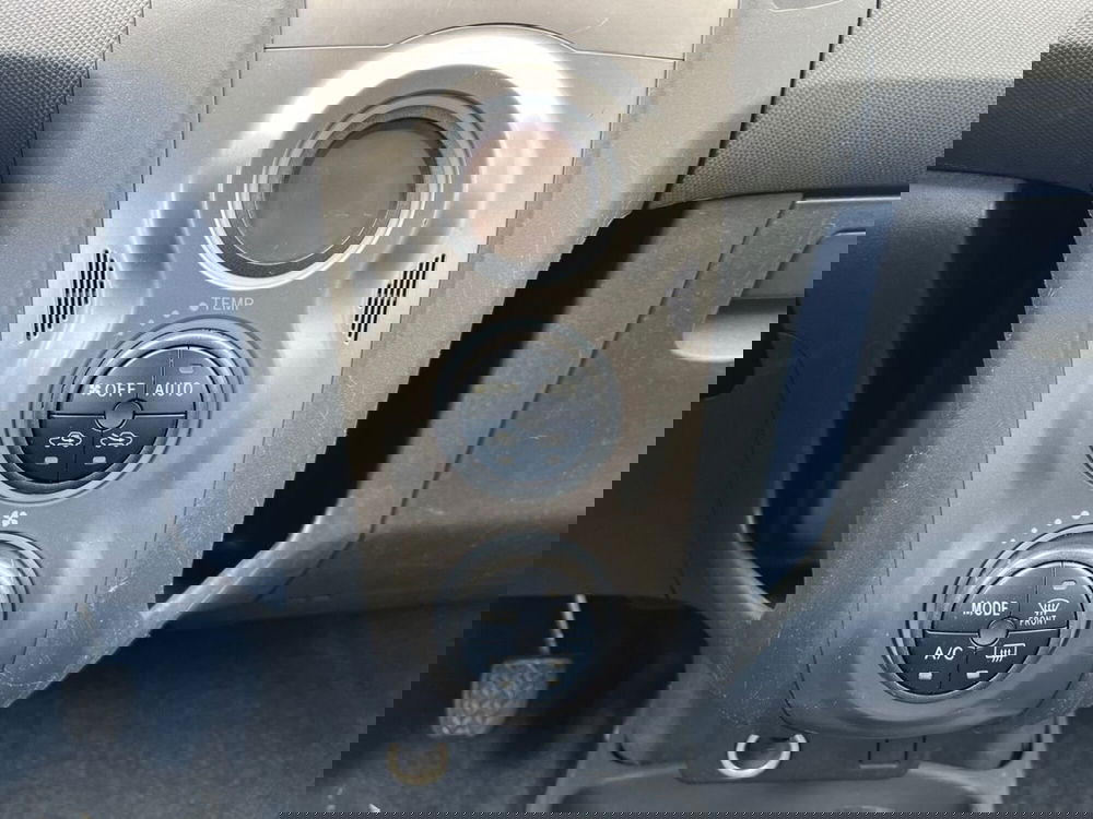 Toyota Yaris usata a Sondrio (12)