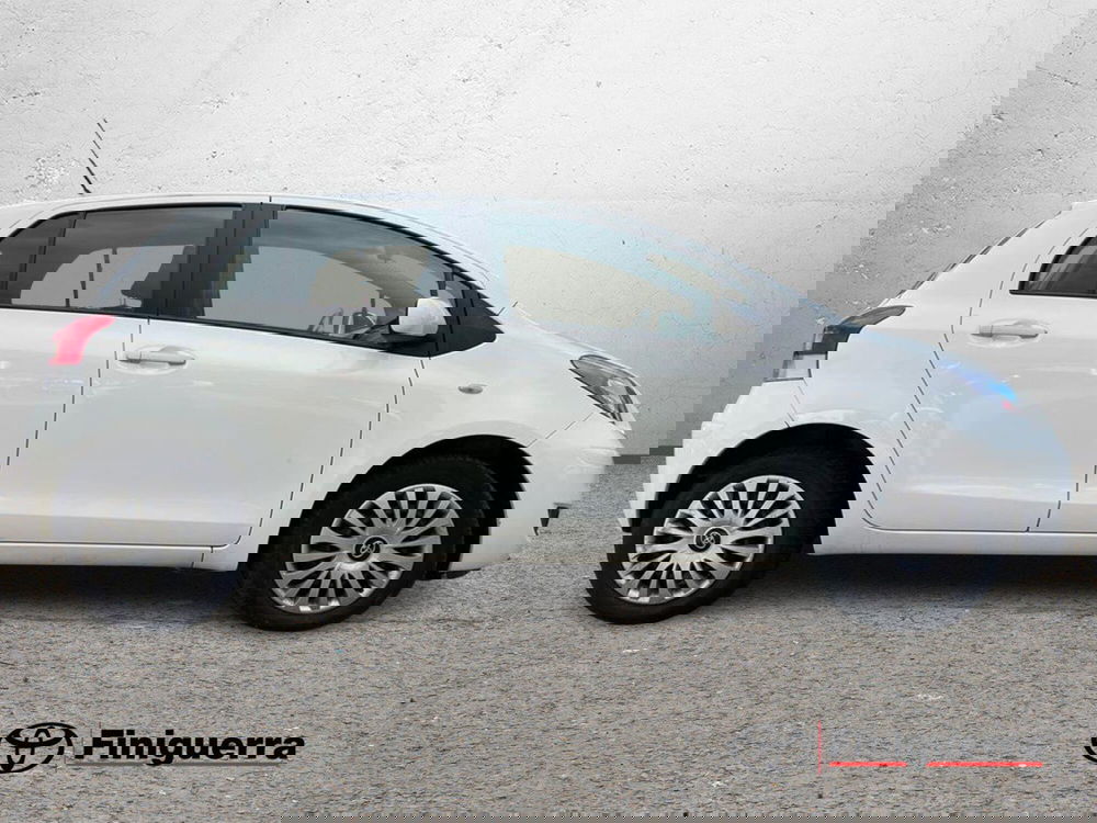 Toyota Yaris usata a Sondrio (5)