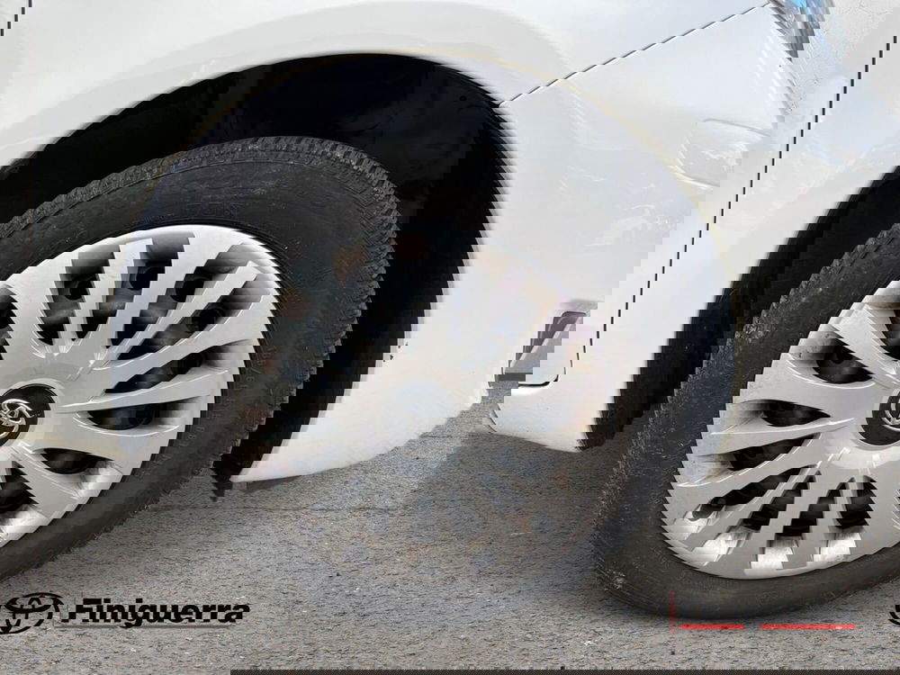 Toyota Yaris usata a Sondrio (7)