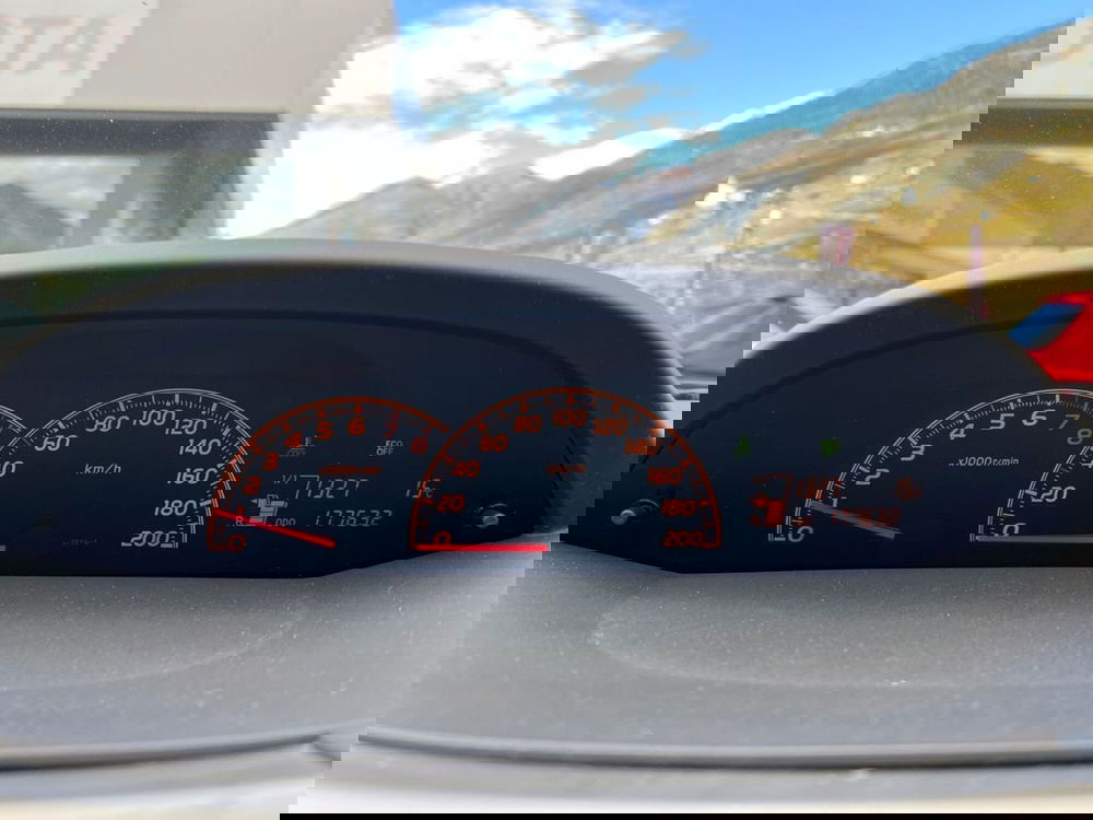 Toyota Yaris usata a Sondrio (9)