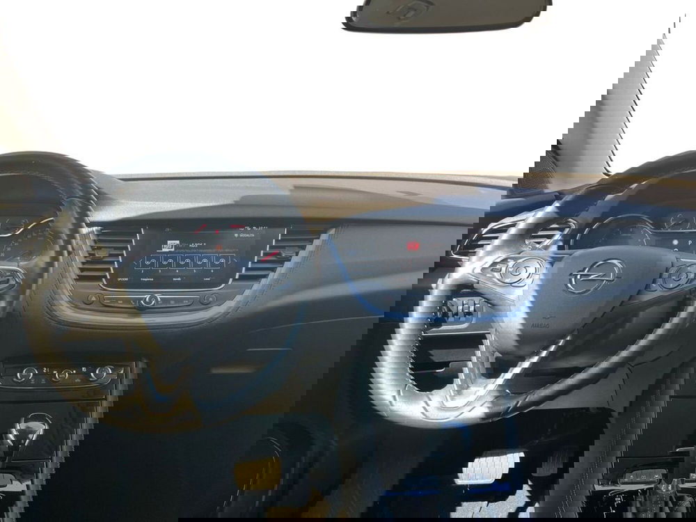 Opel Grandland X usata a Sondrio (8)