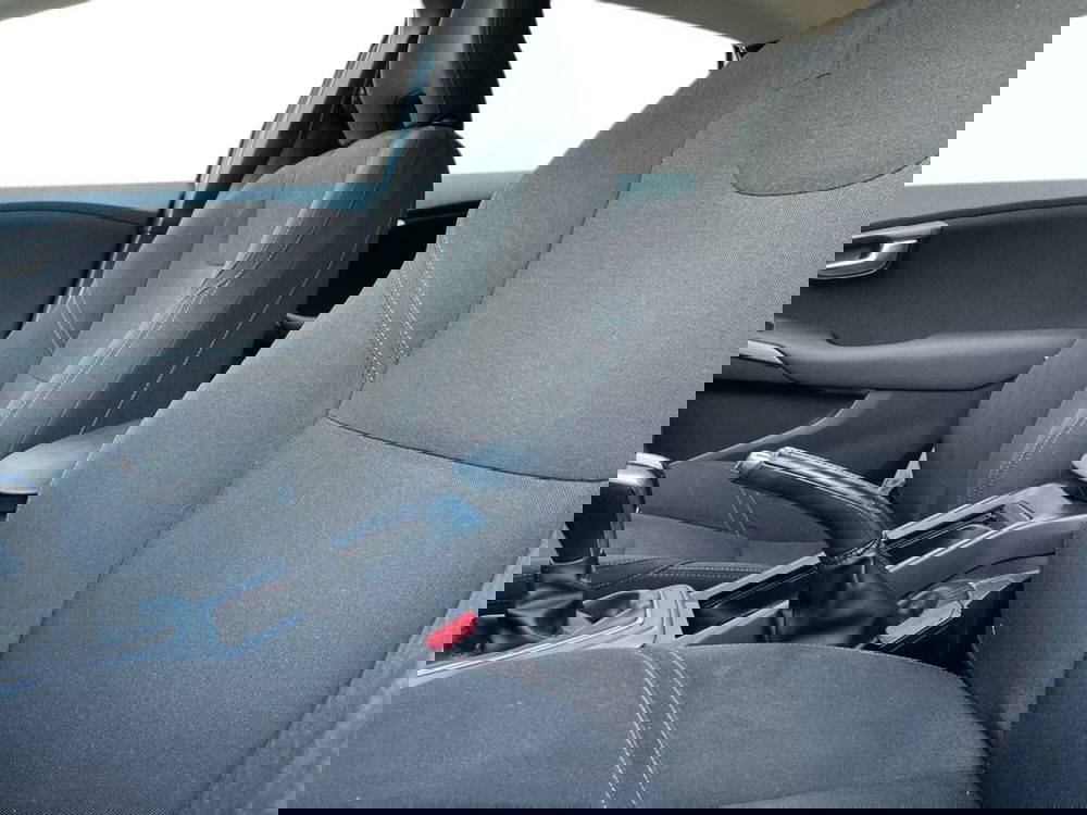 Volvo V40 Cross Country usata a Sondrio (10)