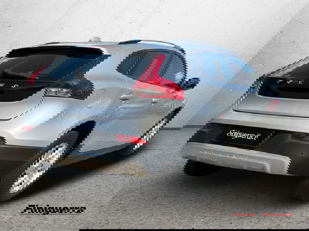 Volvo V40 Cross Country usata a Sondrio (4)