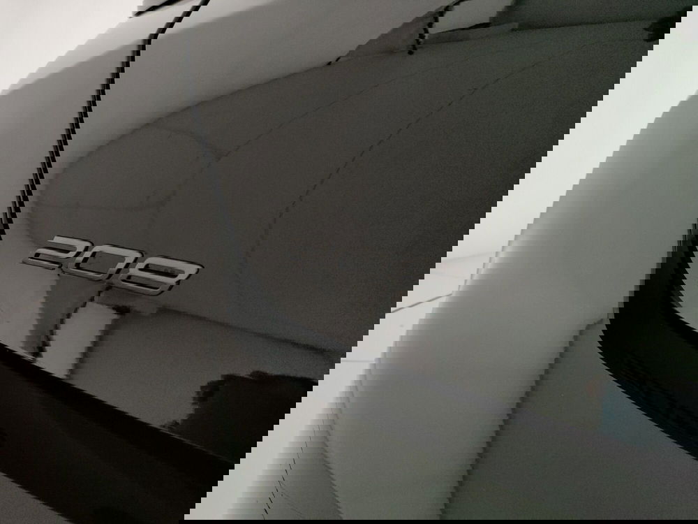 Peugeot 208 nuova a Caserta (10)