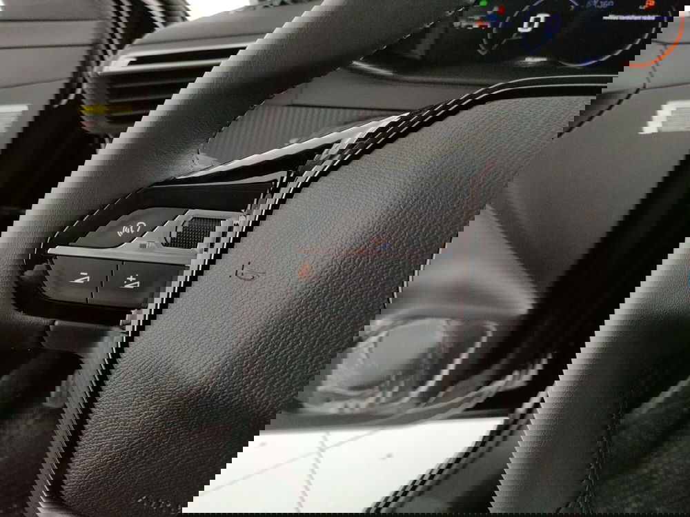 Peugeot 208 nuova a Caserta (18)