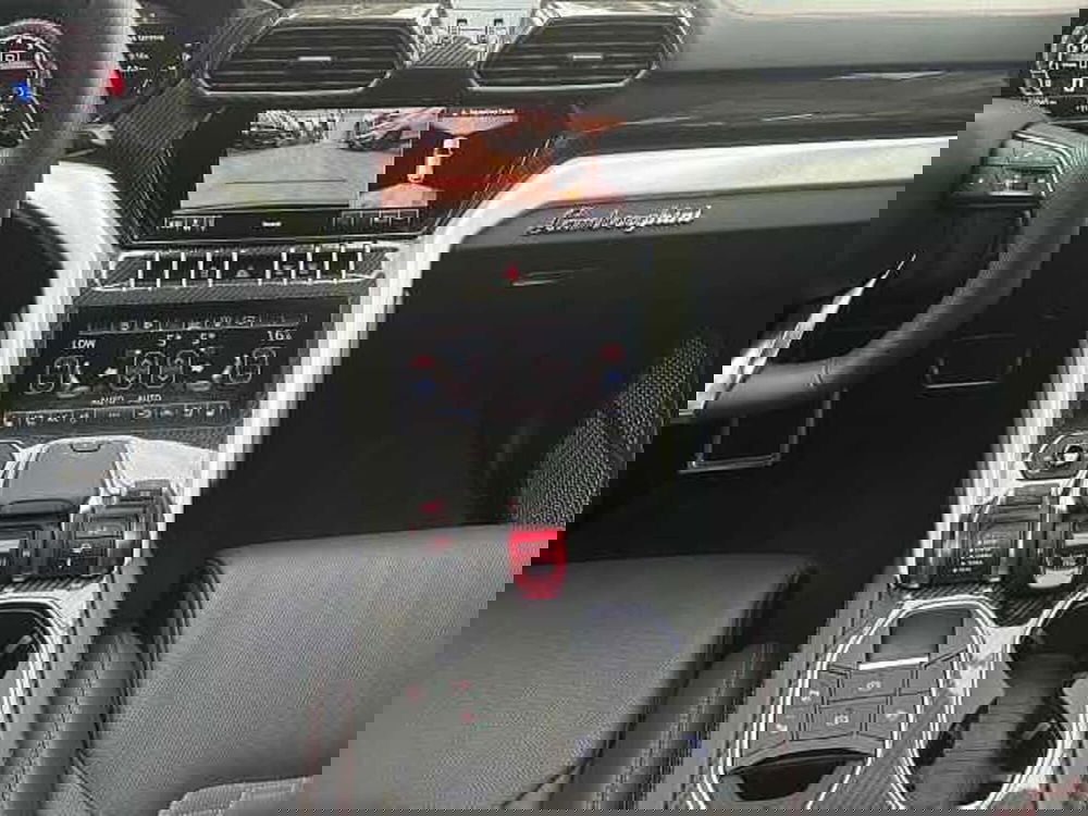 Lamborghini Urus usata a Napoli (19)