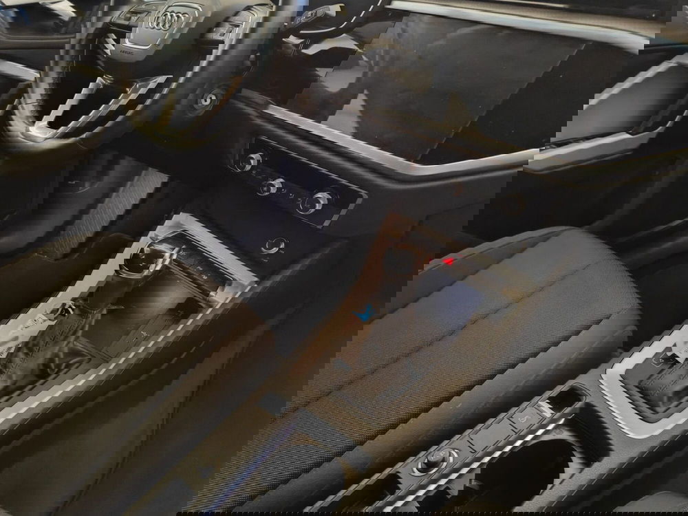 Audi Q3 Sportback usata a Milano (17)