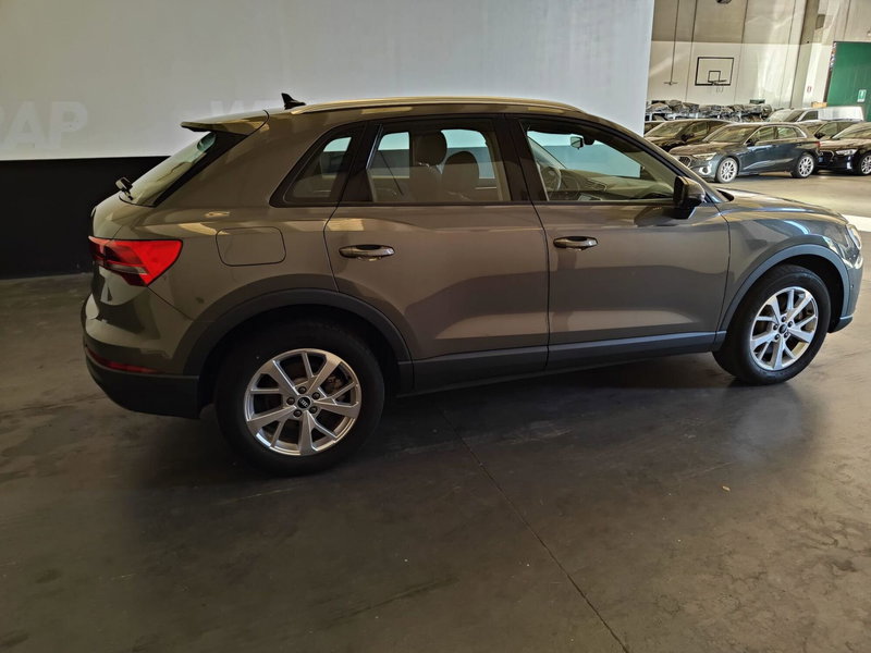 Audi Q3 Sportback usata a Milano (6)