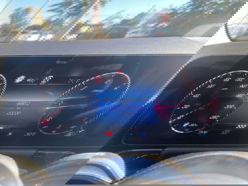 Mercedes-Benz GLA SUV usata a Catania (11)