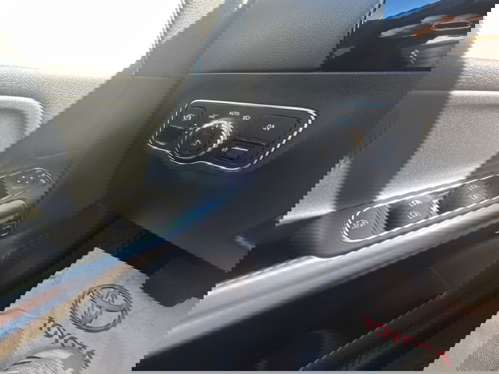 Mercedes-Benz GLA SUV usata a Catania (16)