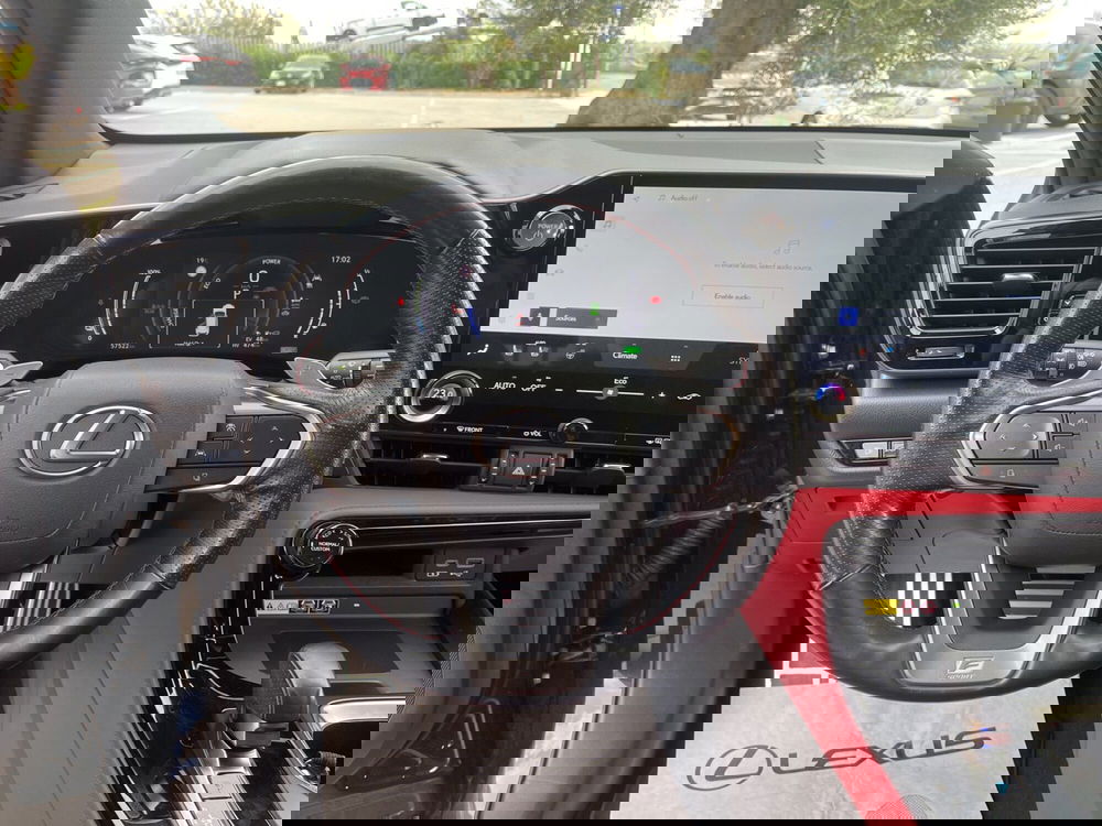 Lexus NX usata a Catania (10)