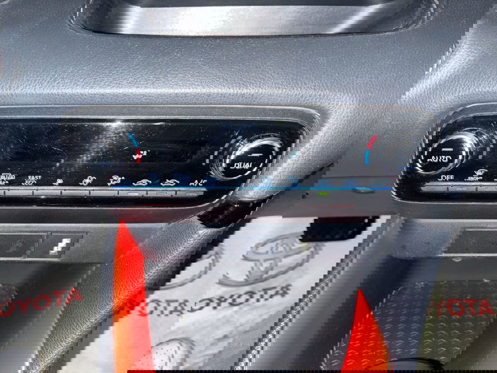 Toyota Yaris usata a Catania (16)