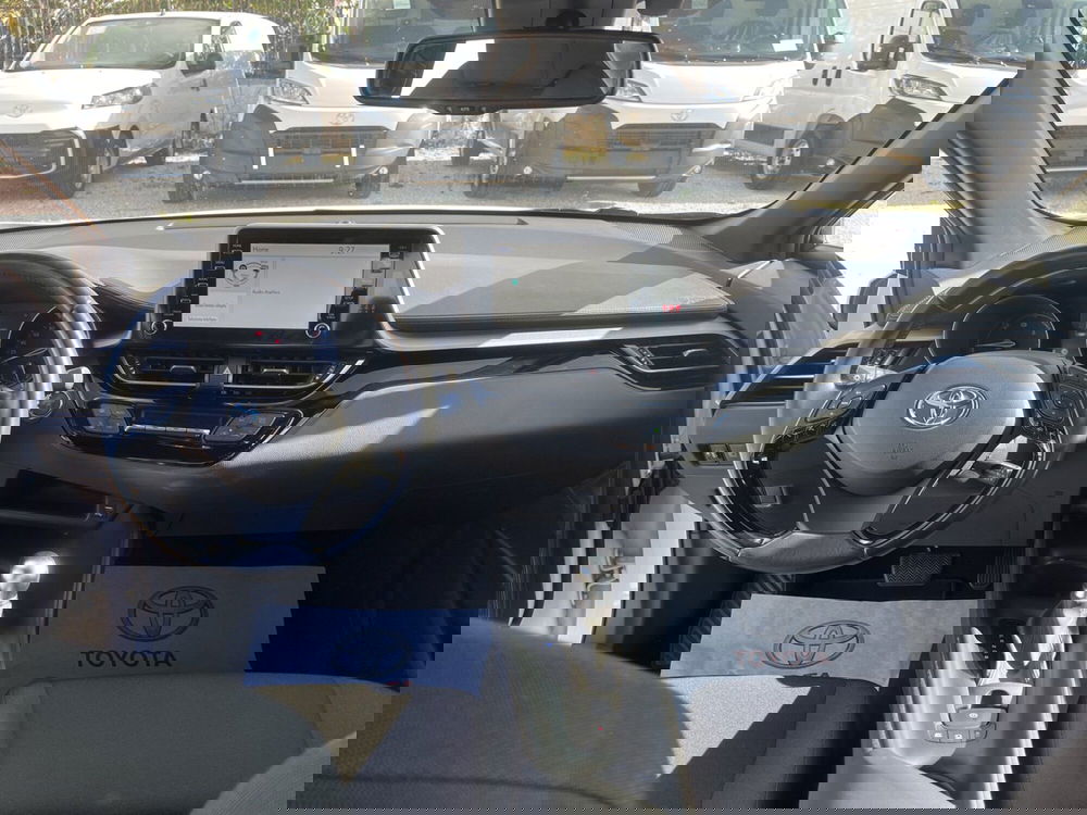 Toyota Toyota C-HR usata a Catania (10)