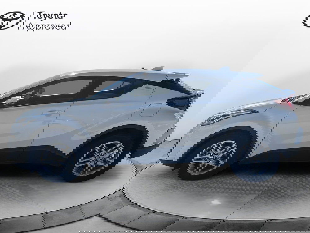 Toyota Toyota C-HR usata a Catania (3)