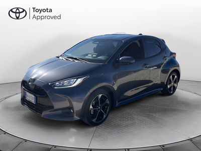 Toyota Yaris 1.5 Hybrid 5 porte Lounge nuova a Misterbianco
