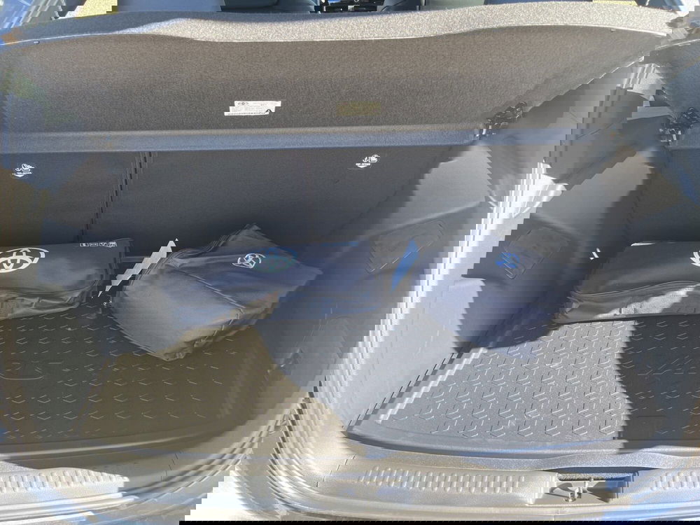 Toyota Yaris nuova a Catania (7)