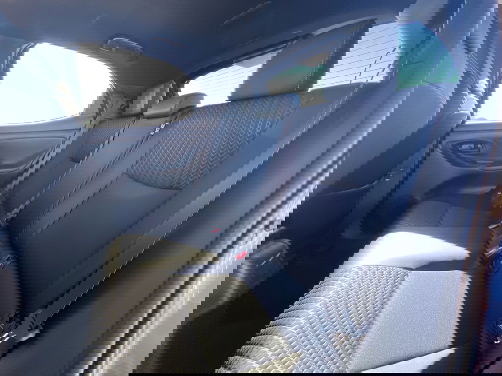 Toyota Yaris nuova a Catania (8)