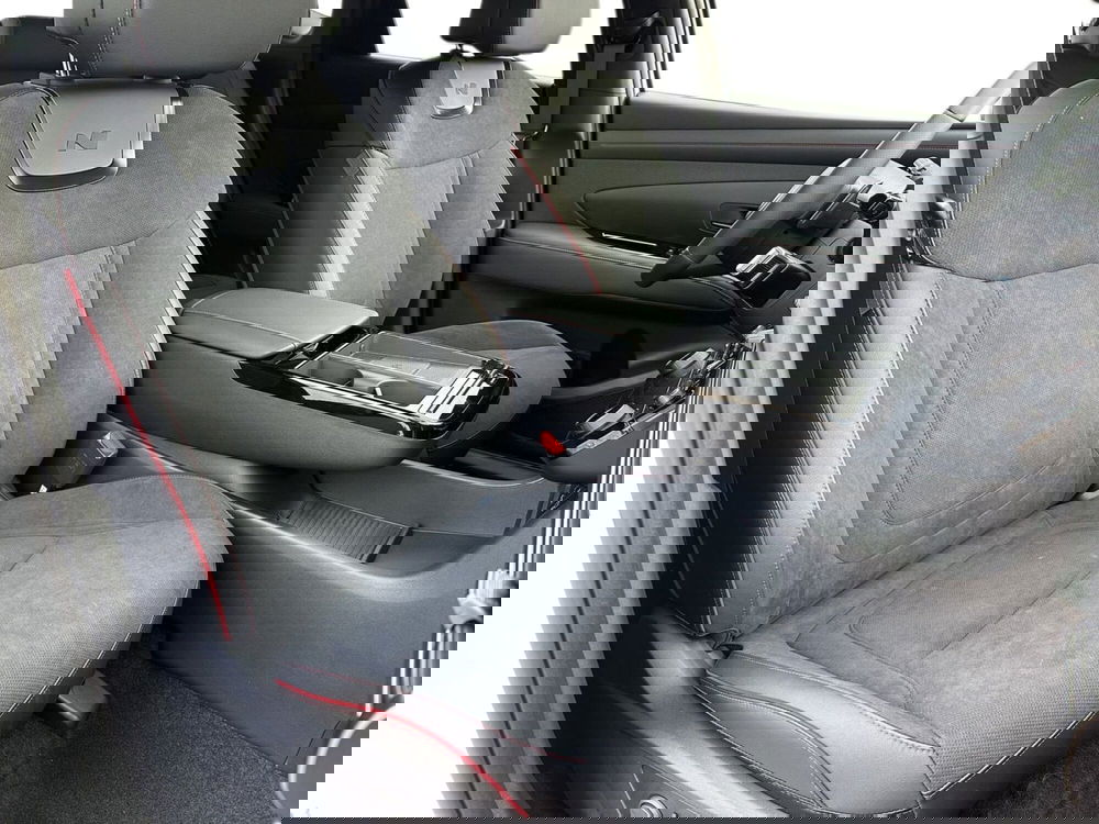 Hyundai Tucson nuova a Pistoia (13)