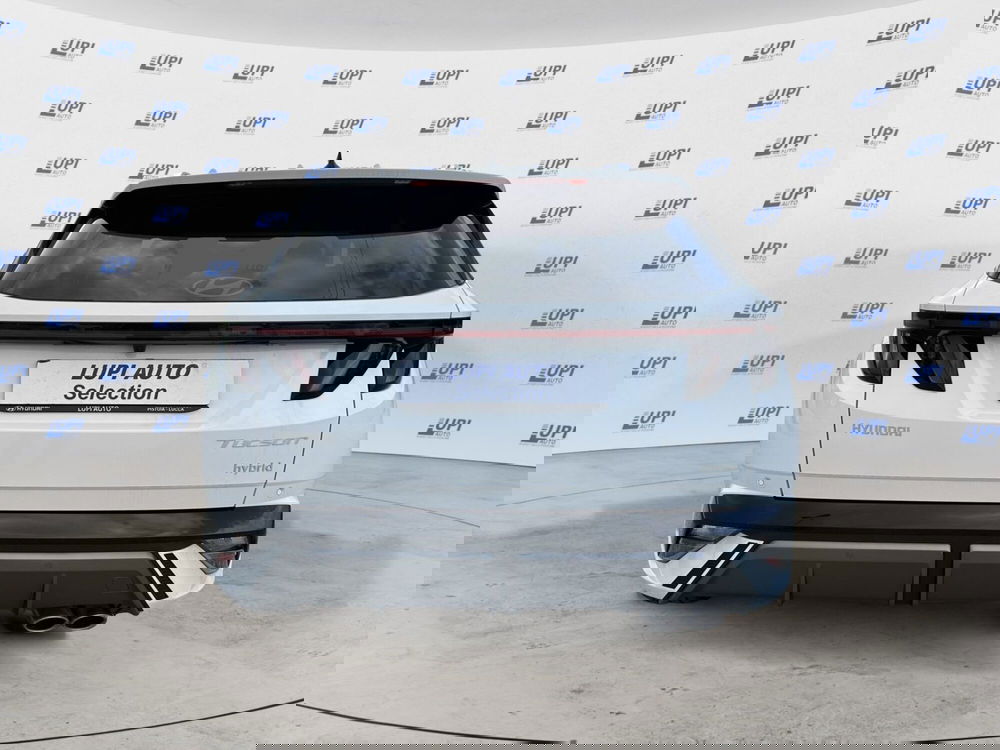 Hyundai Tucson nuova a Pistoia (4)