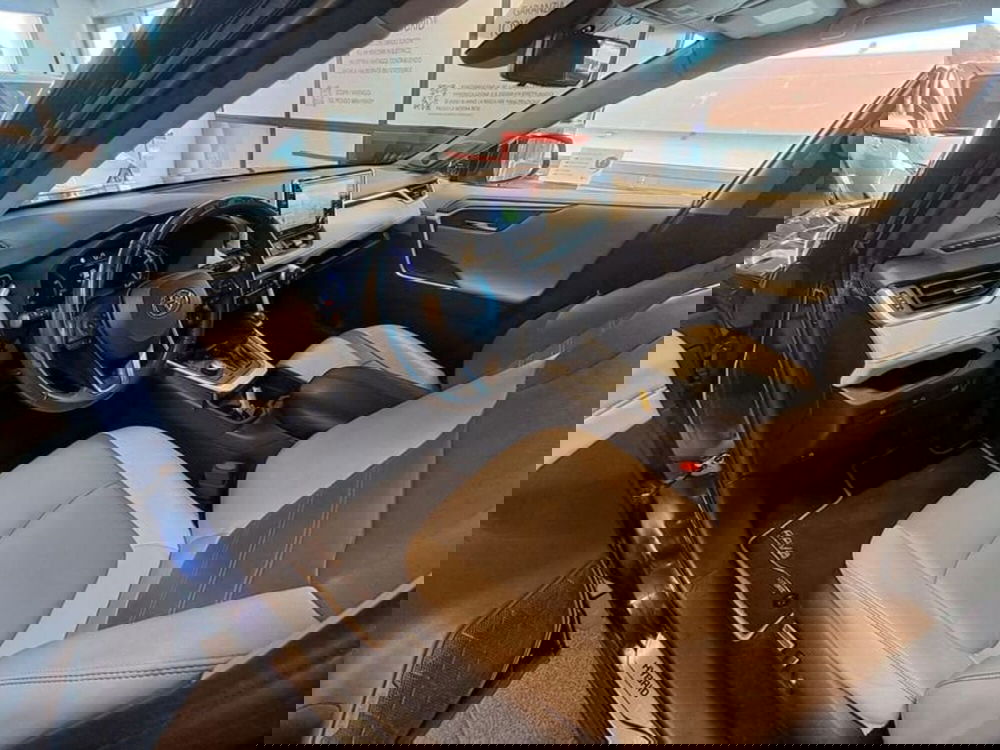 Toyota Rav4 usata a Cagliari (11)