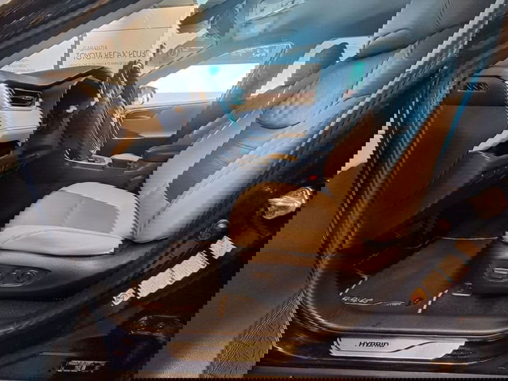 Toyota Rav4 usata a Cagliari (12)