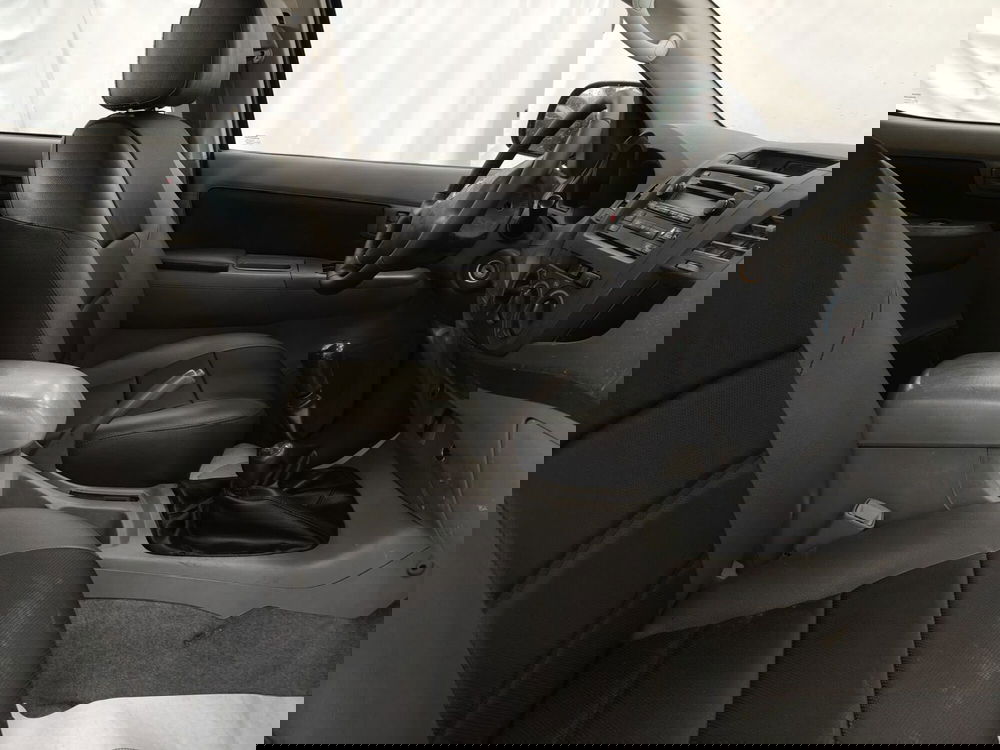 Toyota Hilux usata a Roma (5)