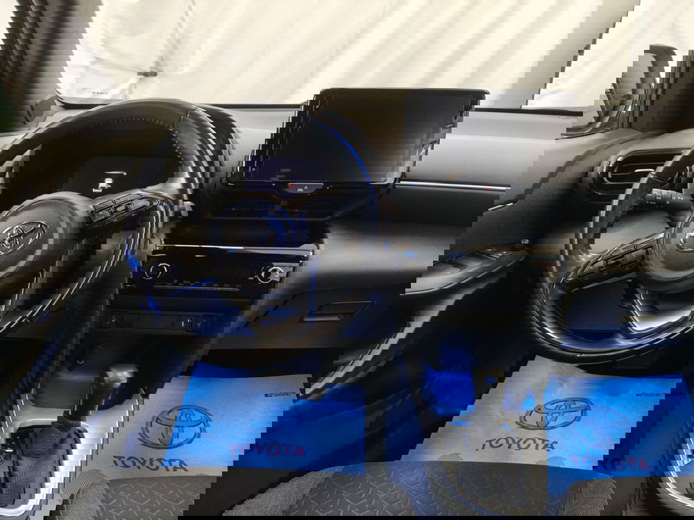 Toyota Yaris Cross usata a Roma (10)