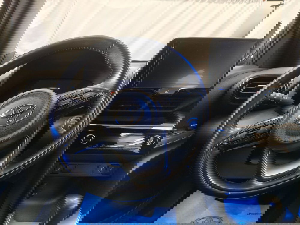 Toyota Yaris Cross usata a Roma (11)