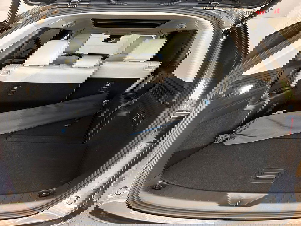 Mazda CX-80 nuova a Pavia (7)