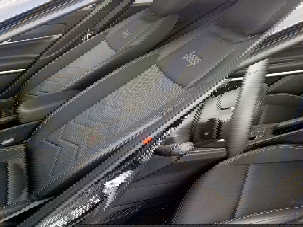 Jeep Avenger usata a Siena (8)