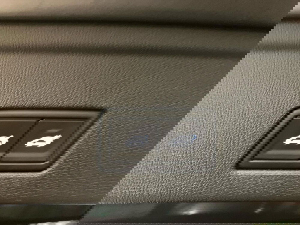 Volkswagen Touareg usata a Bologna (16)