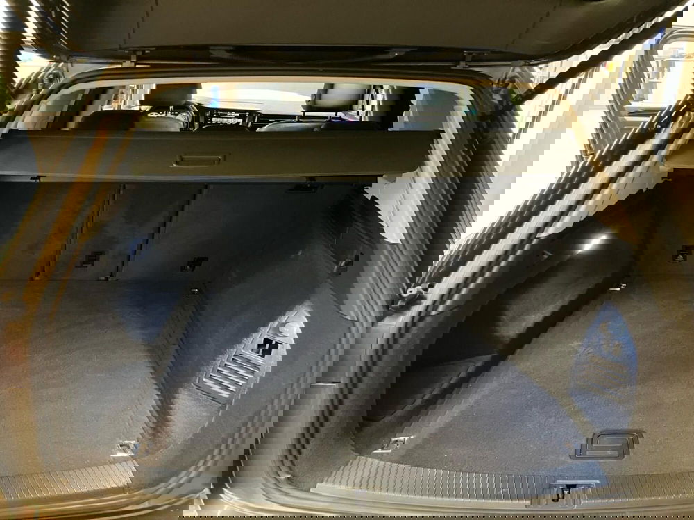 Volkswagen Touareg usata a Bologna (17)