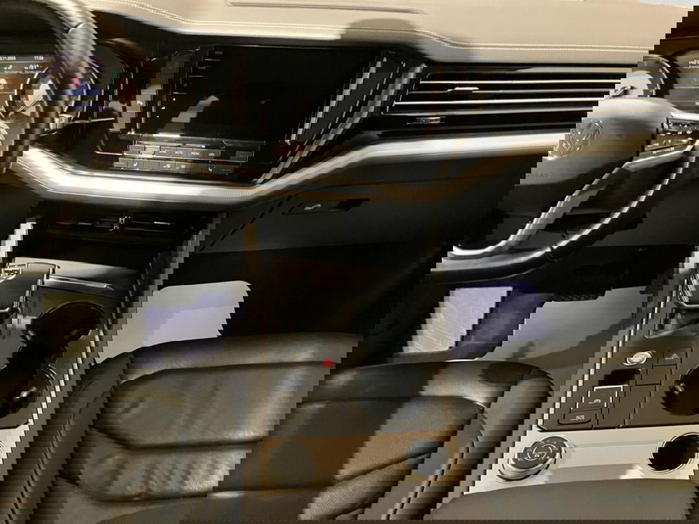 Volkswagen Touareg usata a Bologna (6)