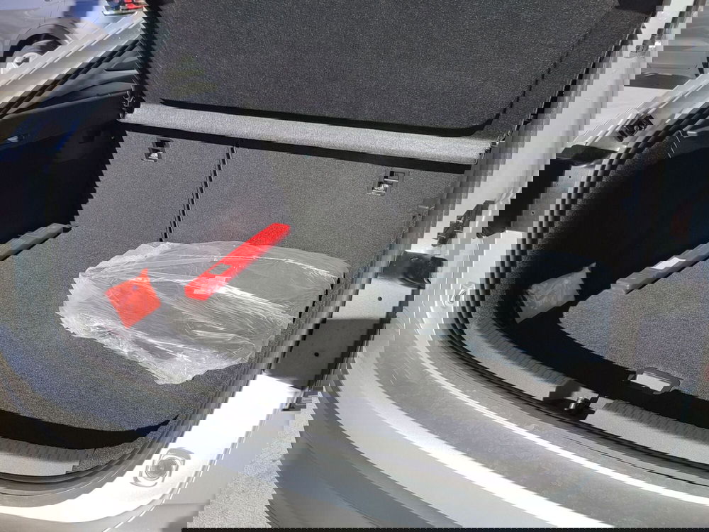 Volkswagen Taigo usata a Palermo (15)