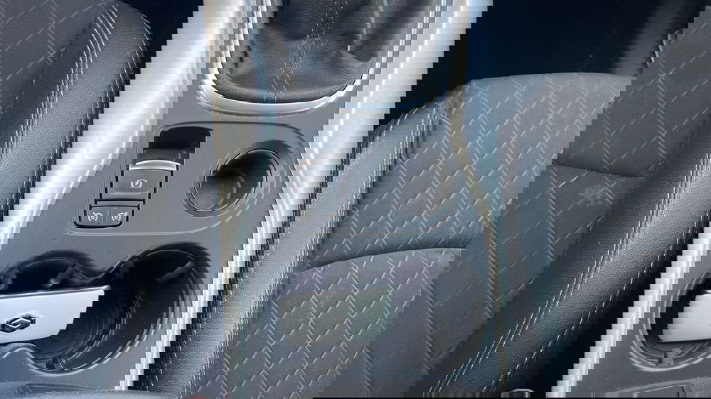 Renault Kadjar usata a Catania (19)