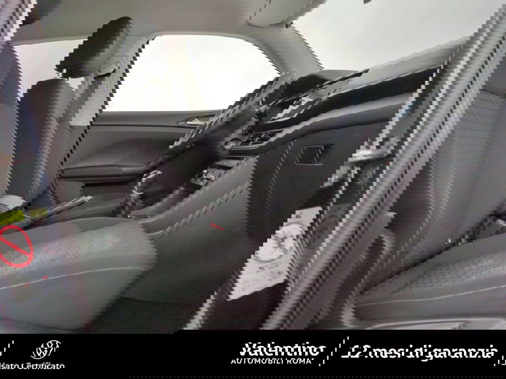 Volkswagen T-Cross usata a Roma (12)