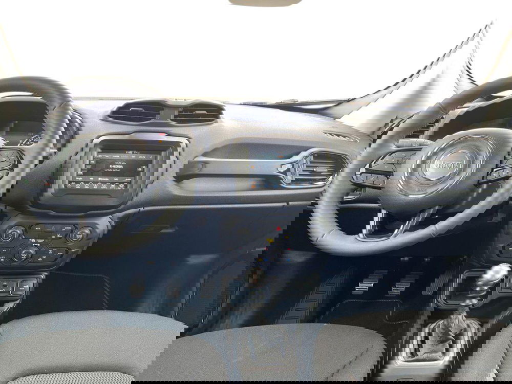 Jeep Renegade usata a Bari (18)