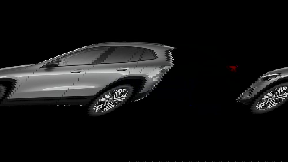 Mercedes-Benz GLA SUV nuova a Milano (2)