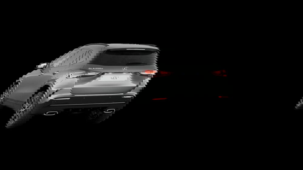 Mercedes-Benz GLA SUV nuova a Milano (3)
