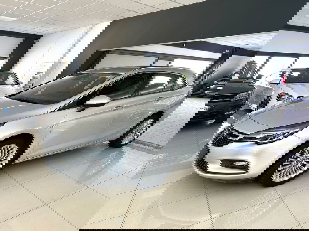 Opel Astra Station Wagon usata a Ferrara