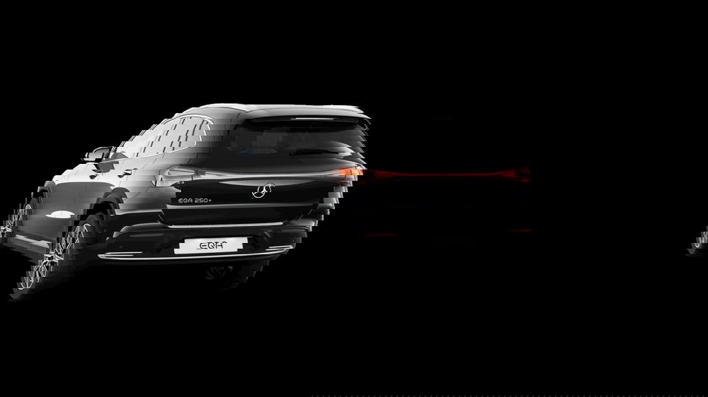 Mercedes-Benz EQA nuova a Milano (3)