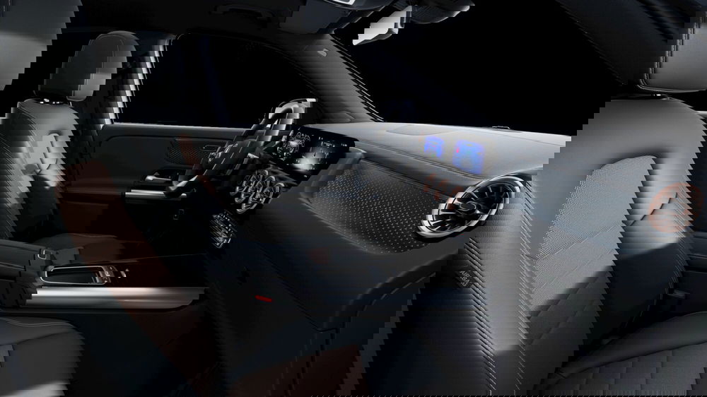 Mercedes-Benz EQA nuova a Milano (7)