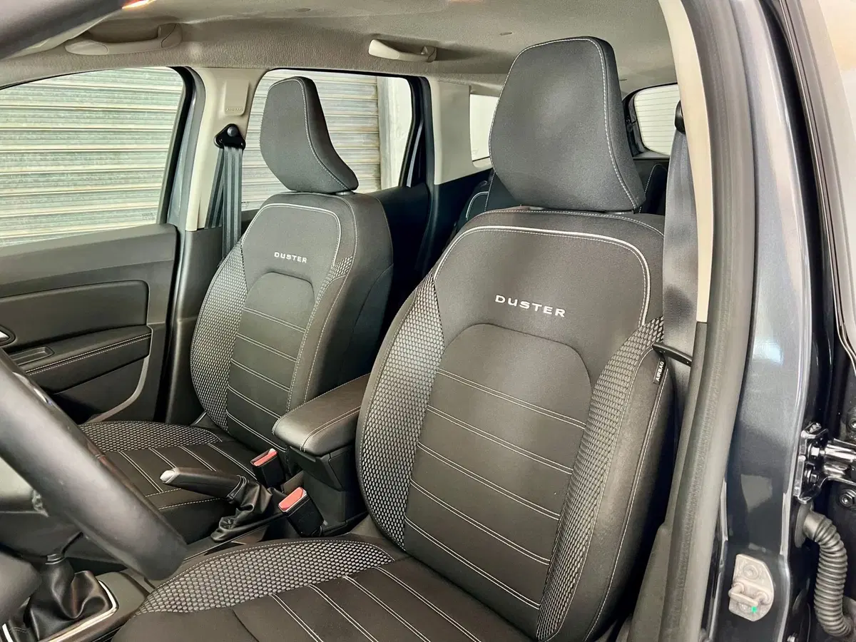 Dacia Duster usata a Bari (15)