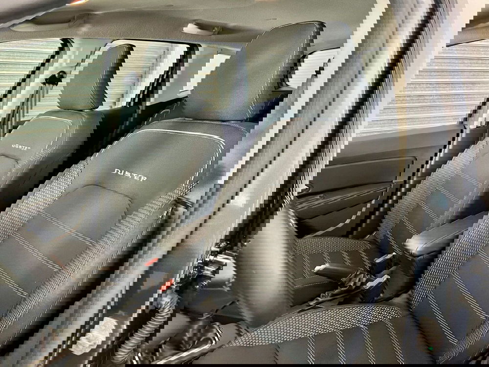 Dacia Duster usata a Bari (15)