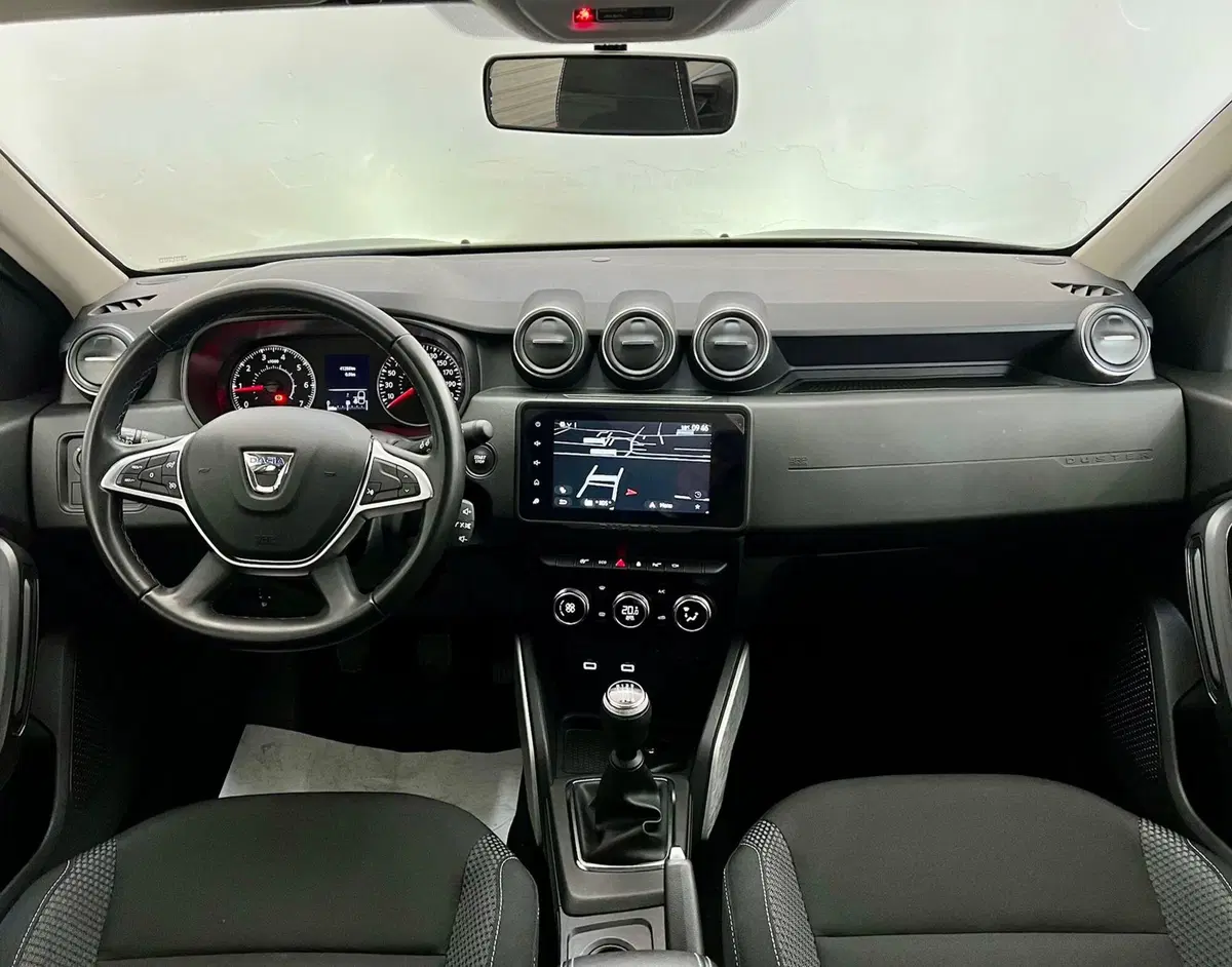Dacia Duster usata a Bari (18)