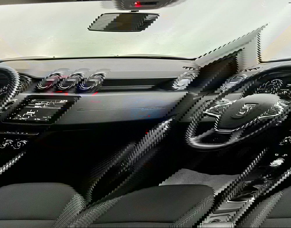 Dacia Duster usata a Bari (18)