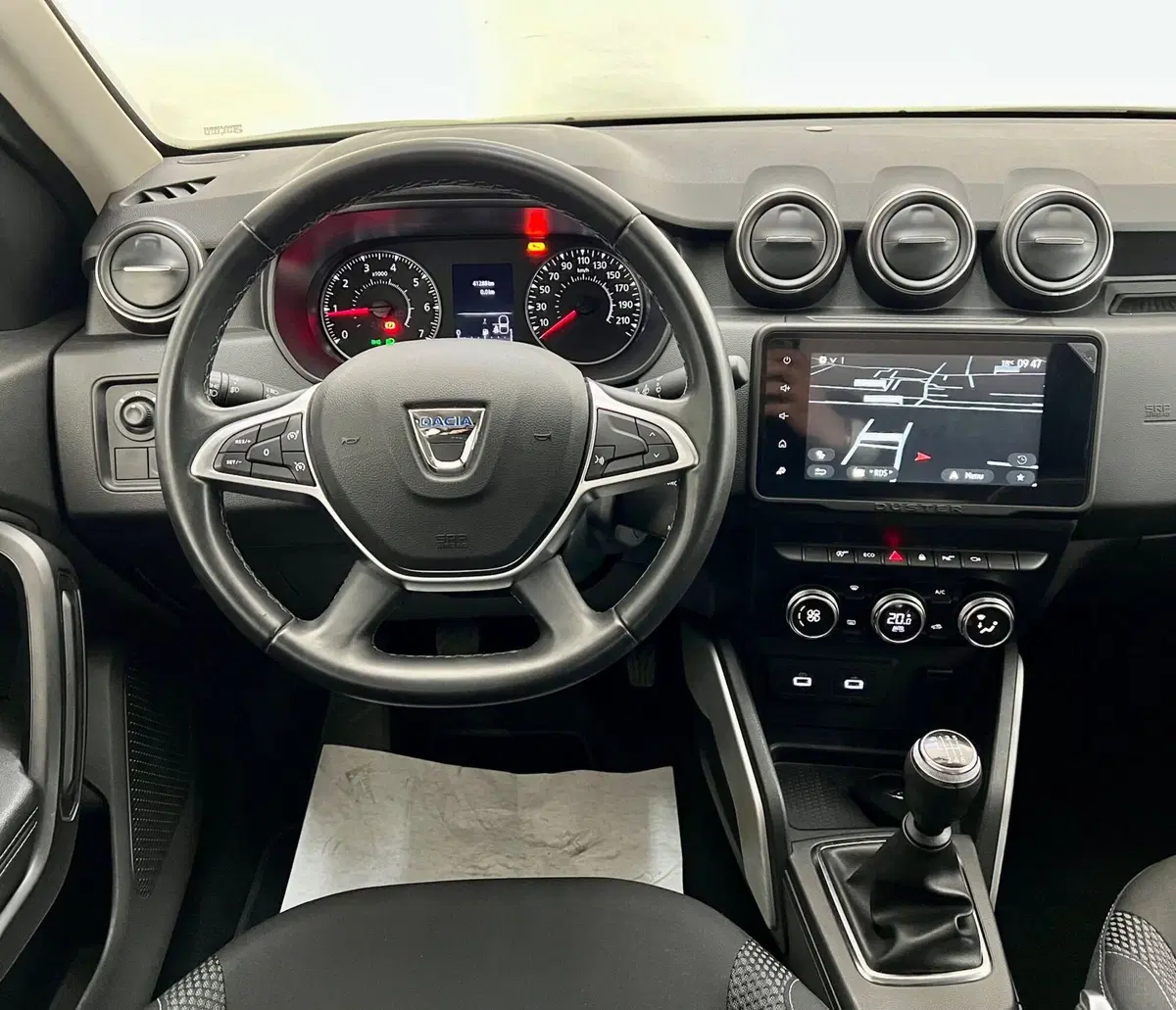 Dacia Duster usata a Bari (19)