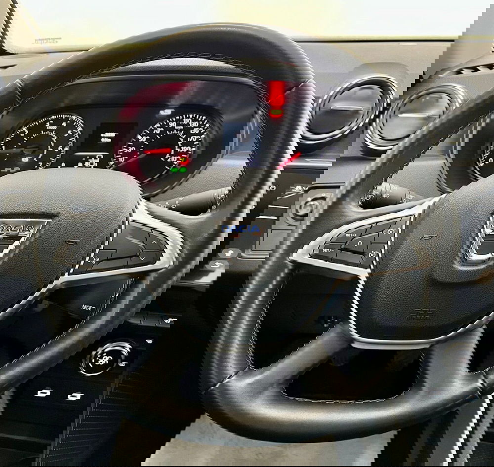 Dacia Duster usata a Bari (20)