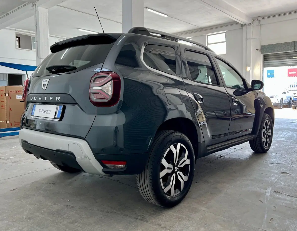 Dacia Duster usata a Bari (9)